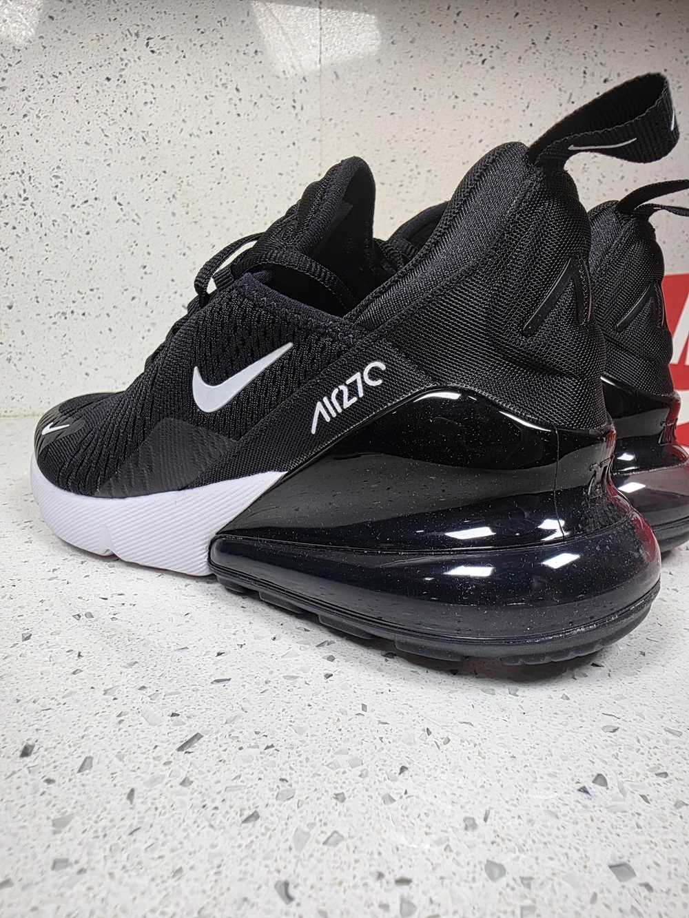 Nike Air Max 270 Black/White Sneakers 7Y/8.5W